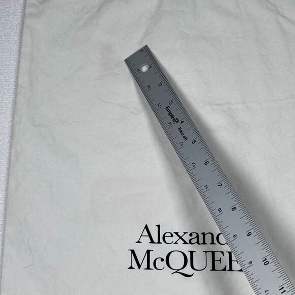 Alexander McQueen Cotton Handbag Dust‎ Bag 23” x 14.5” White Drawstring - Picture 4 of 7